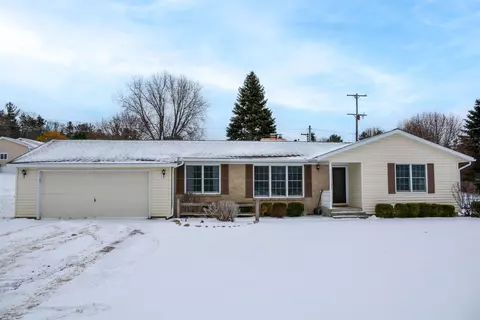 6114 Center, Traverse City, MI 49686