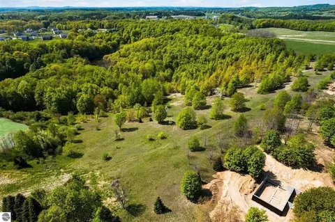 6416 Herkner, Traverse City, MI 49685