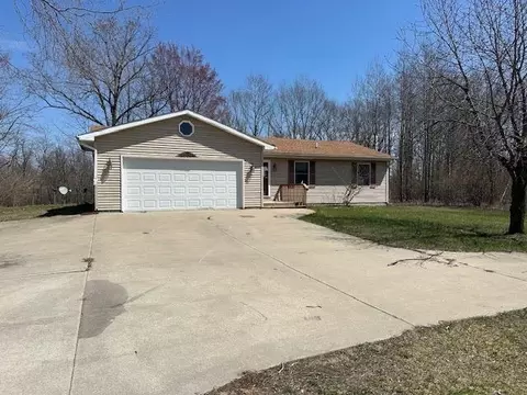 2003 Seabury, Weidman, MI 48893