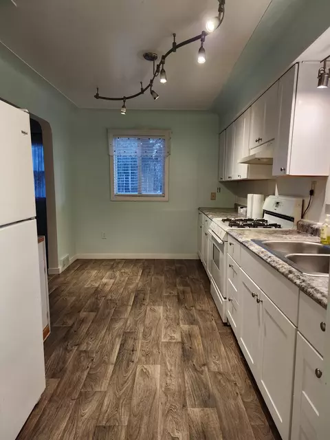 Kitchen - 390 W Huron, Omer, MI 48749 photo 4 of 4