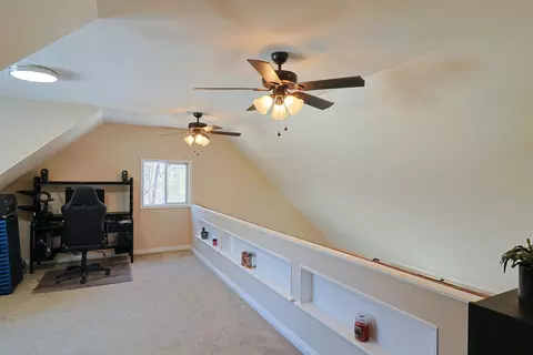 Entry Way - 2877 Yoder, Midland, MI 48640 photo 2 of 3