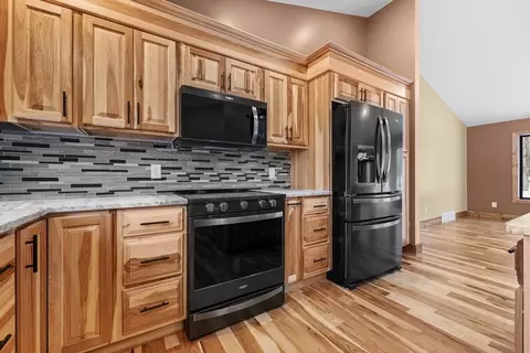 108 Rolling Oak, Roscommon, MI 48653 photo 4