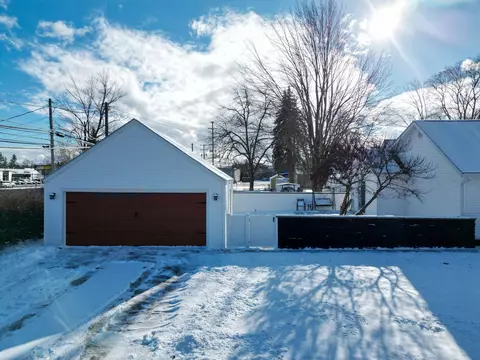 Exterior - 700 E Chippewa, Mount Pleasant, MI 48858 photo 2 of 3