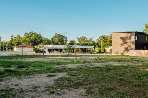 1018 Eighth, Traverse City, MI 49686