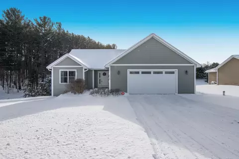 1724 Cardinal, Traverse City, MI 49696