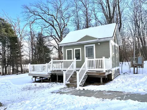 4500 Park, Harrison, MI 48625 photo 4