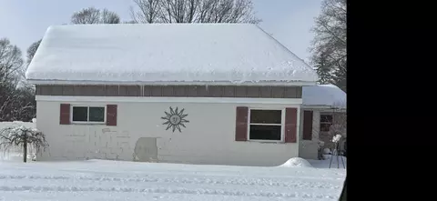 3541 Veterans, Traverse City, MI 49684