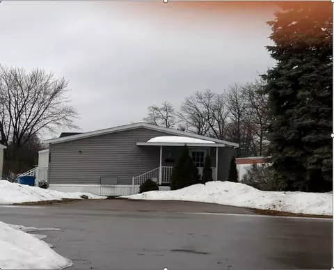2825 James, Traverse City, MI 49686