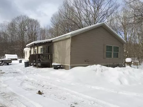 438 Reynolds, Interlochen, MI 49643