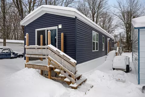 3423 N Circle Dr NE, Kalkaska, MI 49646