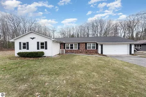 6369 Us-23 N, Oscoda, MI 48750