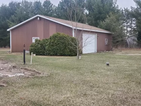 565 S Wise, Mount Pleasant, MI 48858 photo 3