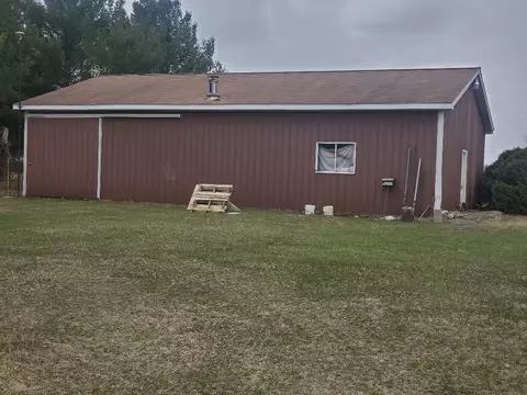 565 S Wise, Mount Pleasant, MI 48858 photo 4