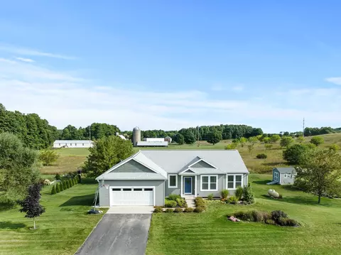 7556 E Mdws, Cedar, MI 49621 photo 2