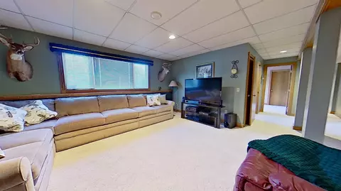 Living - 4242 S Wise, Shepherd, MI 48883 photo 4 of 5