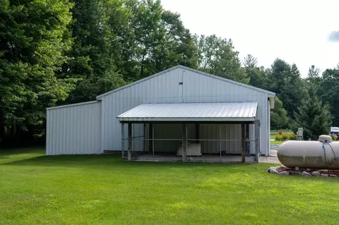 Exterior - 4242 S Wise, Shepherd, MI 48883 photo 8 of 14