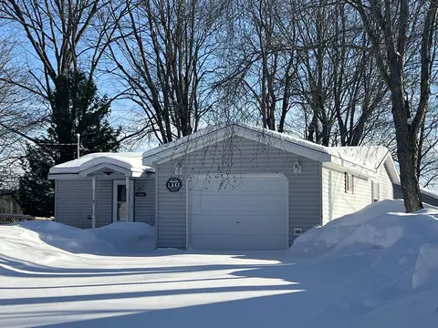 4564 NE North Shr, Kalkaska, MI 49646