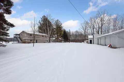 Exterior - 4271 S Fox, Remus, MI 49340 photo 10 of 17