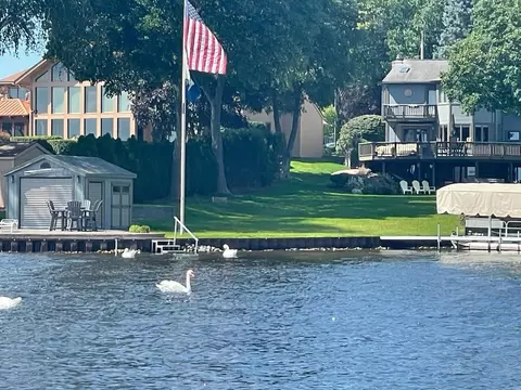 3543 Mann, Clarkston, MI 48346