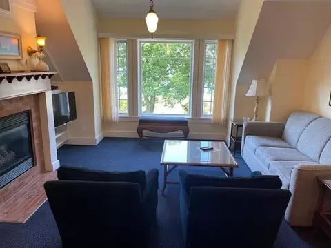 17 The Inn # A, Glen Arbor, MI 49636