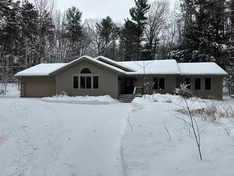 10659 Lakeshore, Williamsburg, MI 49690