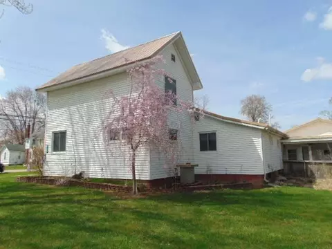 126 S Gwinner, Ithaca, MI 48847 photo 2