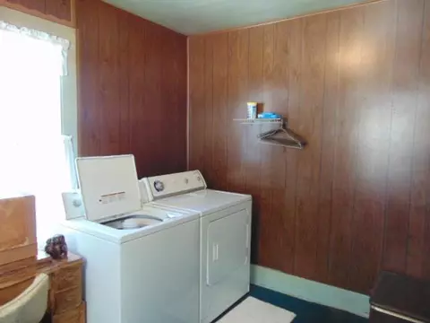 126 S Gwinner, Ithaca, MI 48847 photo 25