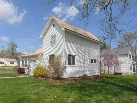 126 S Gwinner, Ithaca, MI 48847 photo 4