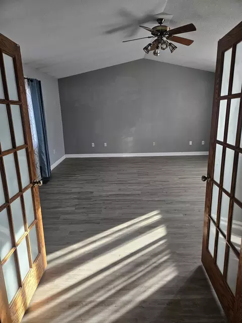 380 E Central, Shepherd, MI 48883 photo 4