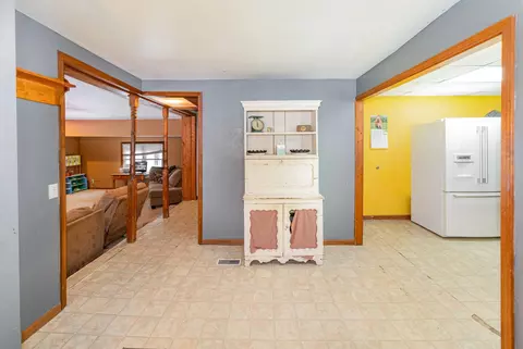 10331 W Buchanan, Sumner, MI 48889 photo 5
