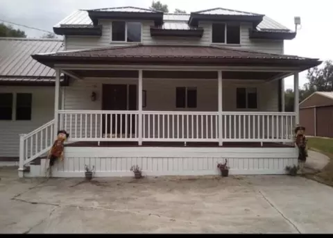 10331 W Buchanan, Sumner, MI 48889