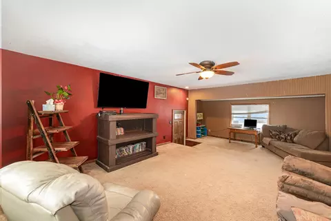 10331 W Buchanan, Sumner, MI 48889 photo 4
