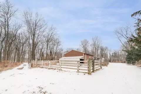 10331 W Buchanan, Sumner, MI 48889 photo 27