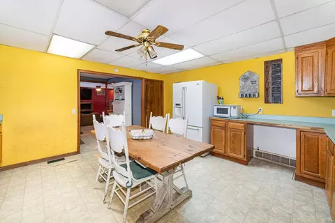 10331 W Buchanan, Sumner, MI 48889 photo 7