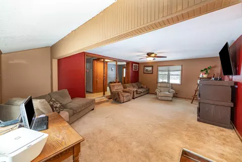 10331 W Buchanan, Sumner, MI 48889 photo 3