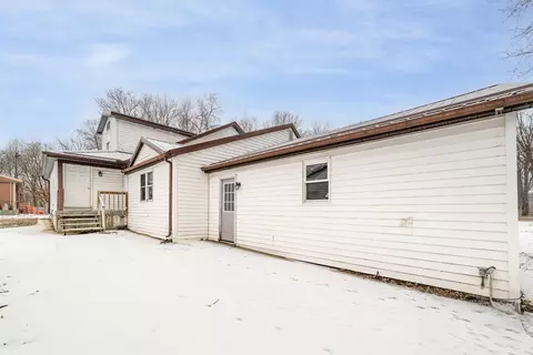 10331 W Buchanan, Sumner, MI 48889 photo 24