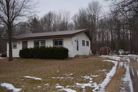 10127 E Pickard, Mount Pleasant, MI 48858