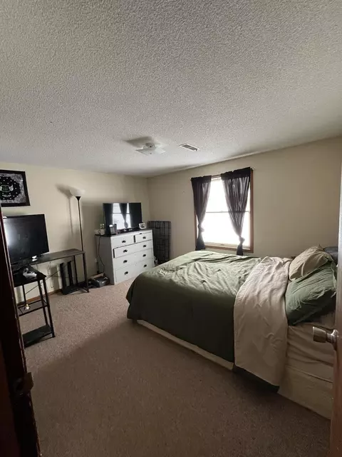 Bedroom - 1016 S Huron, Kawkawlin, MI 48631 photo 1 of 3