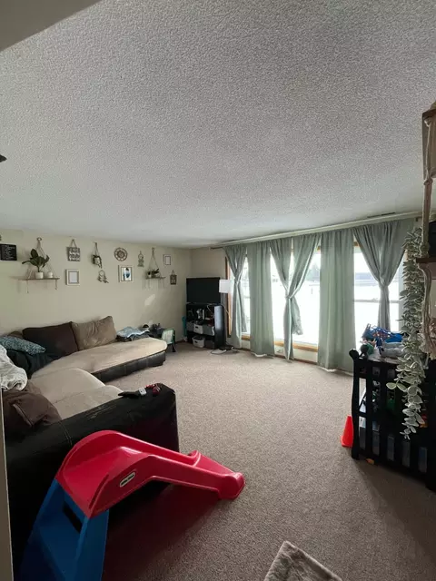 Living - 1016 S Huron, Kawkawlin, MI 48631 photo 1 of 2