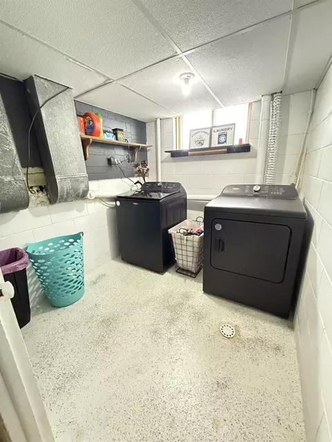 348 E Wright, Shepherd, MI 48883 photo 32