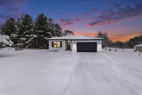 2081 Country Est, Traverse City, MI 49685