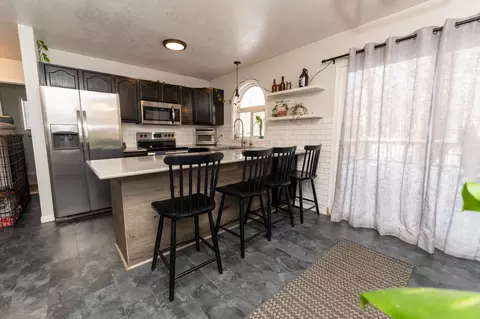 Kitchen - 294 S Alamando, Shepherd, MI 48883 photo 5 of 6