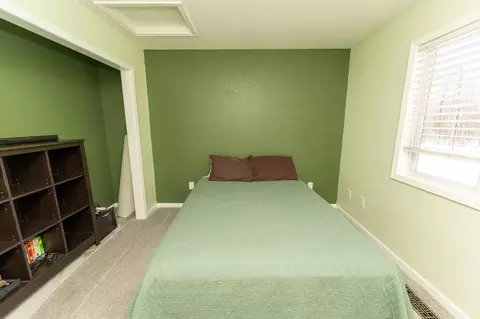Bedroom - 294 S Alamando, Shepherd, MI 48883 photo 4 of 5