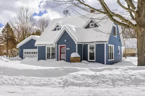 341 Pearson, Elberta, MI 49628