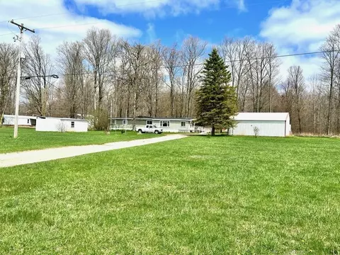 8815 S Young, Falmouth, MI 49632