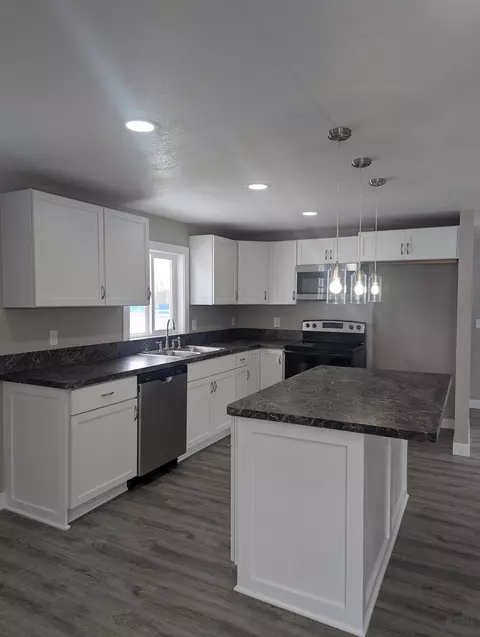 Kitchen - 200 E State, Whittemore, MI 48770 photo 3 of 5