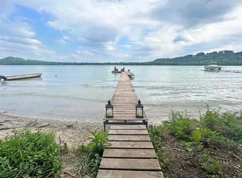 63 W Traverse Lk, Maple City, MI 49664