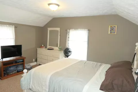 Bedroom - 502 N Maple, Ithaca, MI 48847 photo 1 of 5