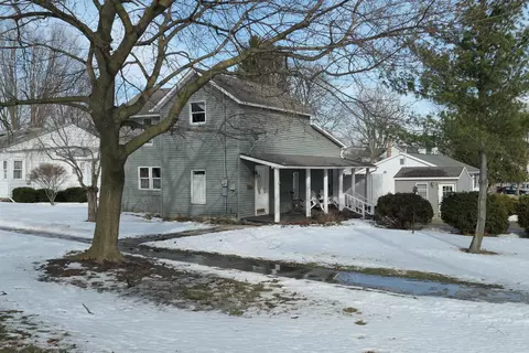 Exterior - 502 N Maple, Ithaca, MI 48847 photo 6 of 7