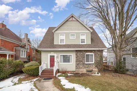 315 Grant, Alma, MI 48801